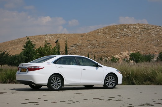 טויוטה קאמרי